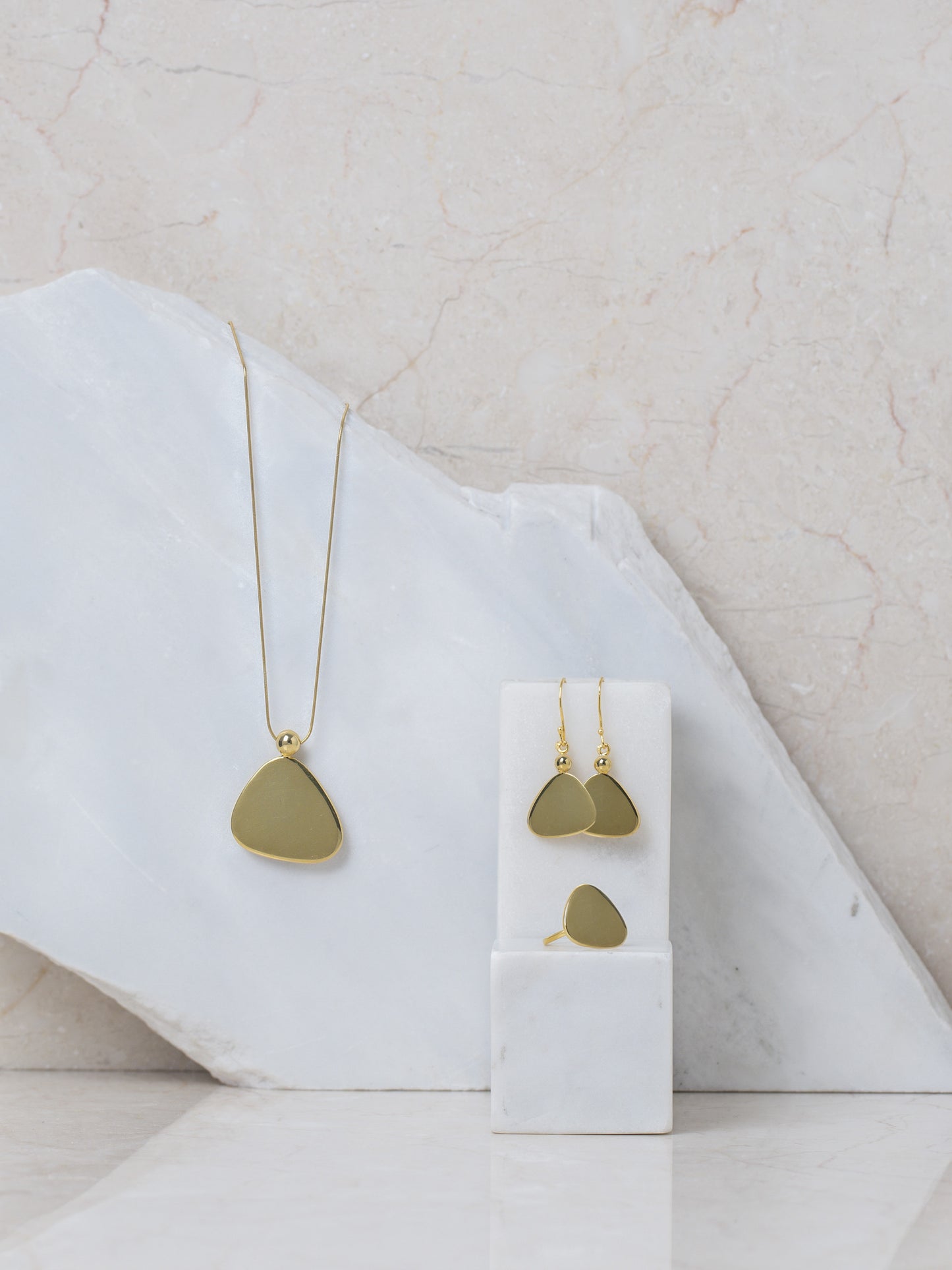 CHARACTERS / aich jewellery