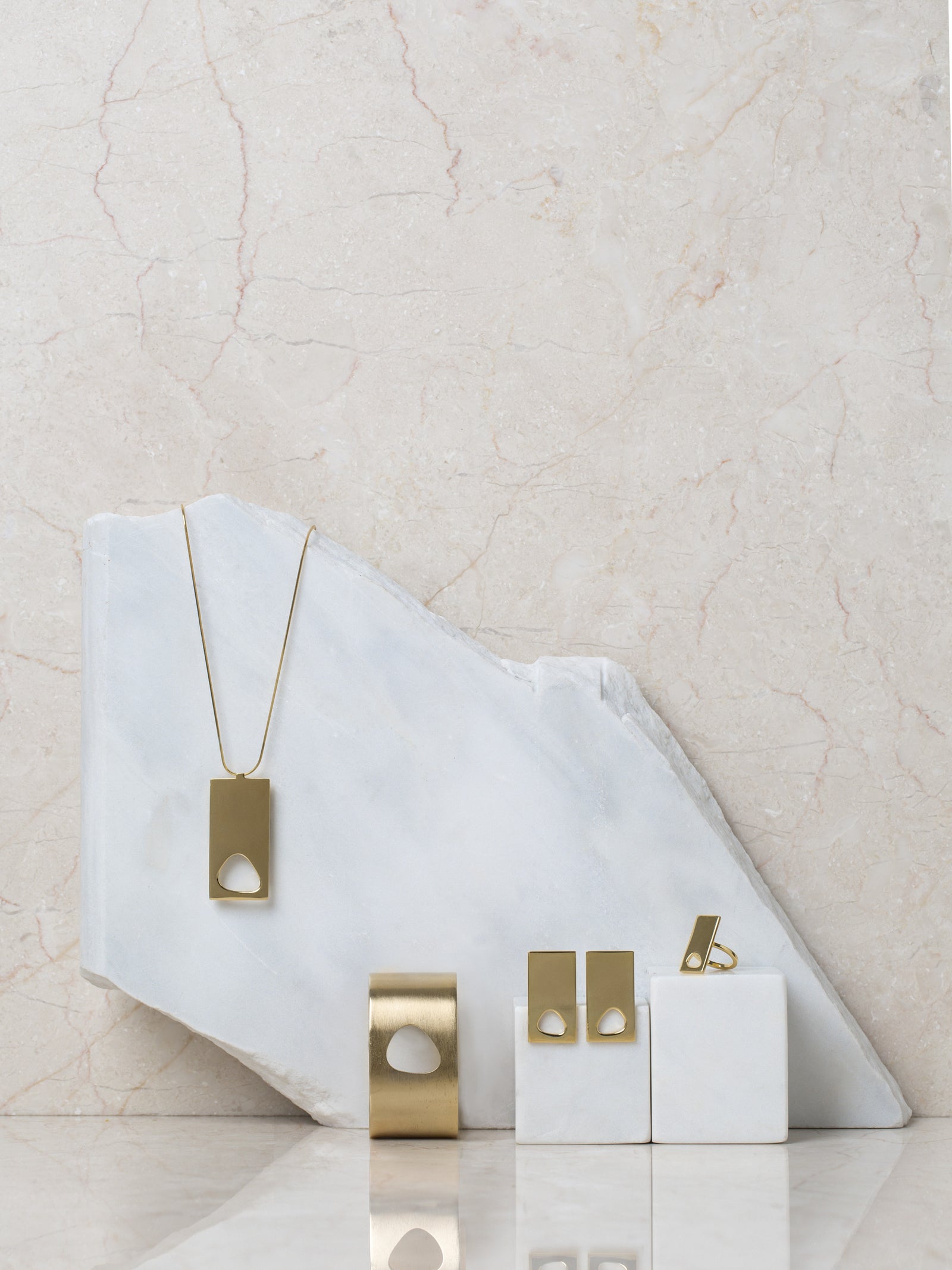 CHARACTERS / aich jewellery